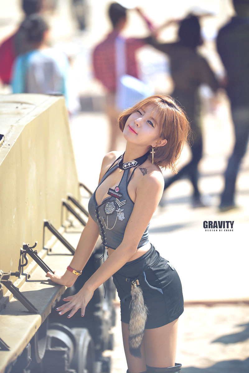 韩国顶级Showgirl许允美 釜山坦克世界 1